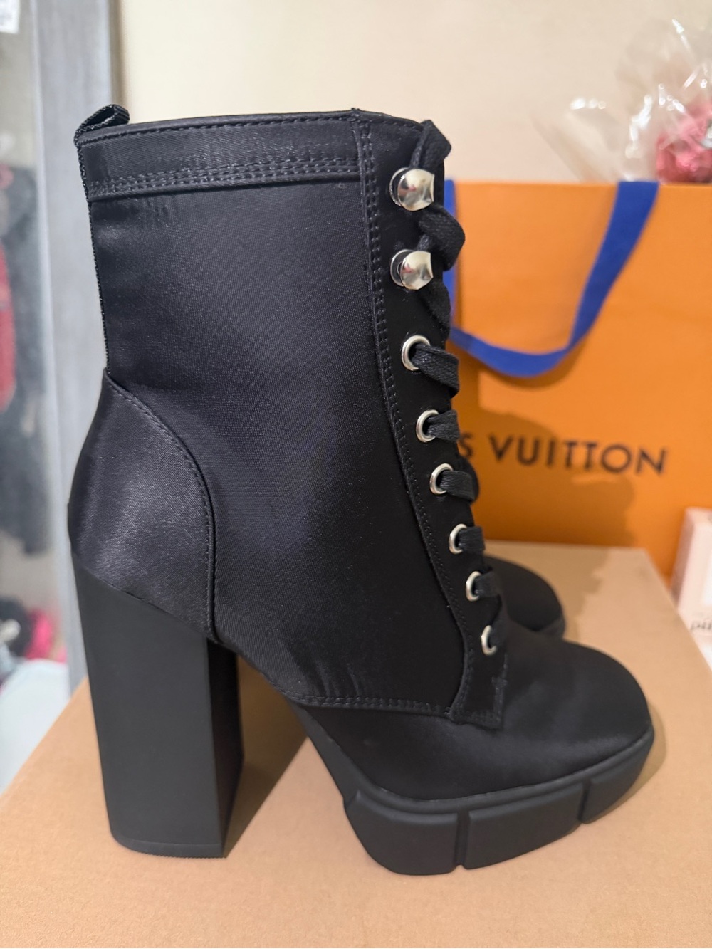 Steve Madden Black Lace-Up Platform Ankle Boots